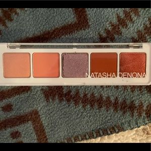 NIB! Coral eyeshadow pallet by Natasha Denona